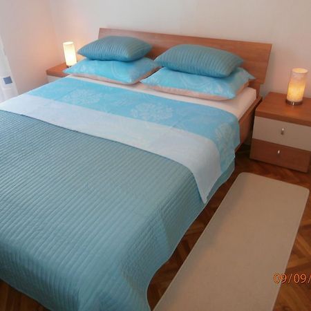 Apartman Ловран Екстер'єр фото